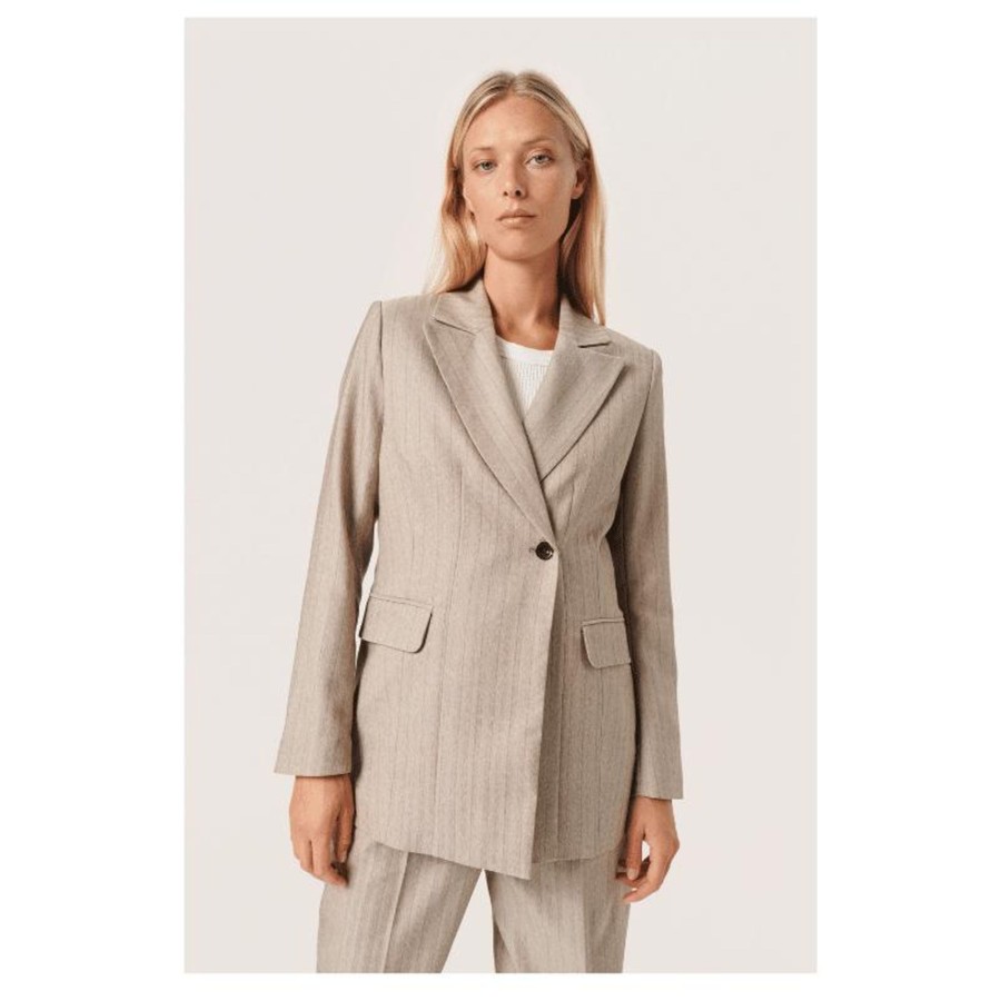 Toj Soaked in Luxury Blazere | Charvi Corinne Fitted Blazer